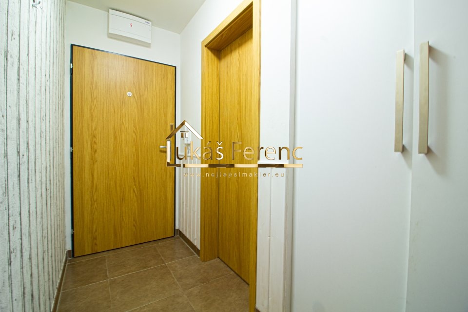 1+kk, Ječná, Hostivice, (1 of 1)